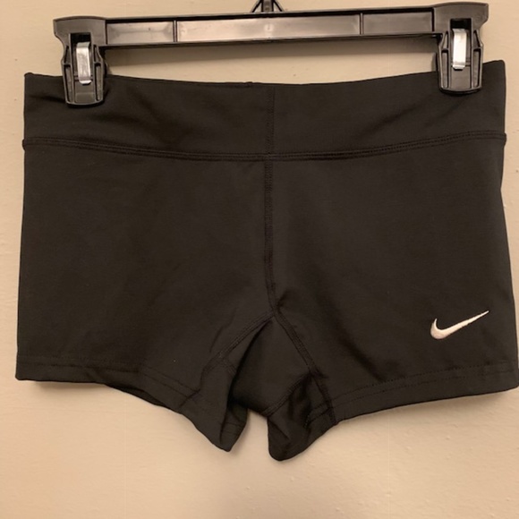 Nike Pants - Nike NWT Dri-Fit Stretch Shorts Size XS